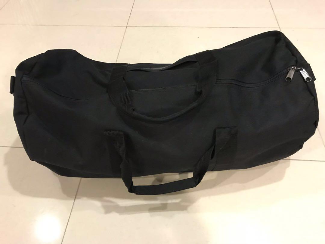 Black top paw luggage