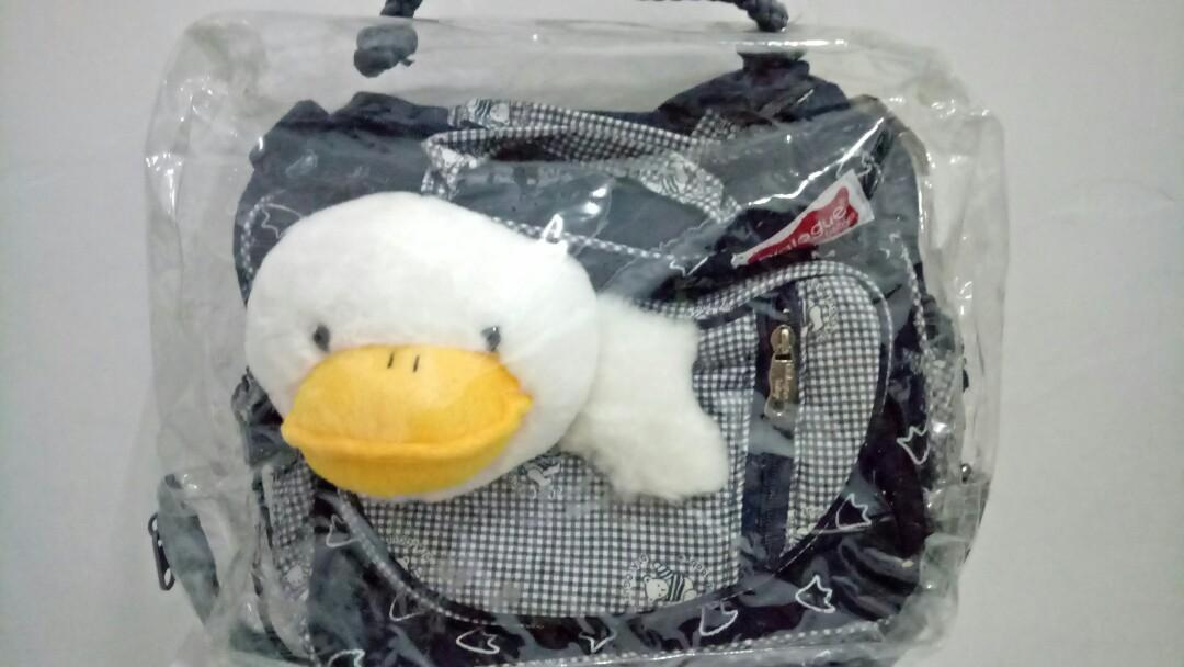 Dialogue Tas Bebek Sedang Babies Kids Nursing Feeding On Carousell