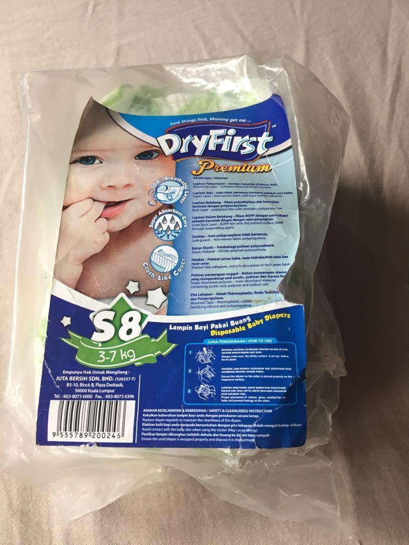 Dry First Premium Diapers 5 pcs Small for 3-7 kg (Category: Diapers & Baby Wipes) located in Manila. Submitted by bondea (Listing ID 198515972, Image 1). Description: Bought in Malaysia, for 3-7 kg babies, size :small , 5 pcs left for only P45 cannot use it anymore. #1212flash .