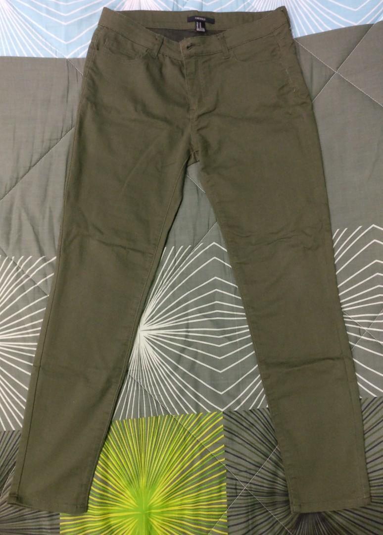 green cargo pants forever 21