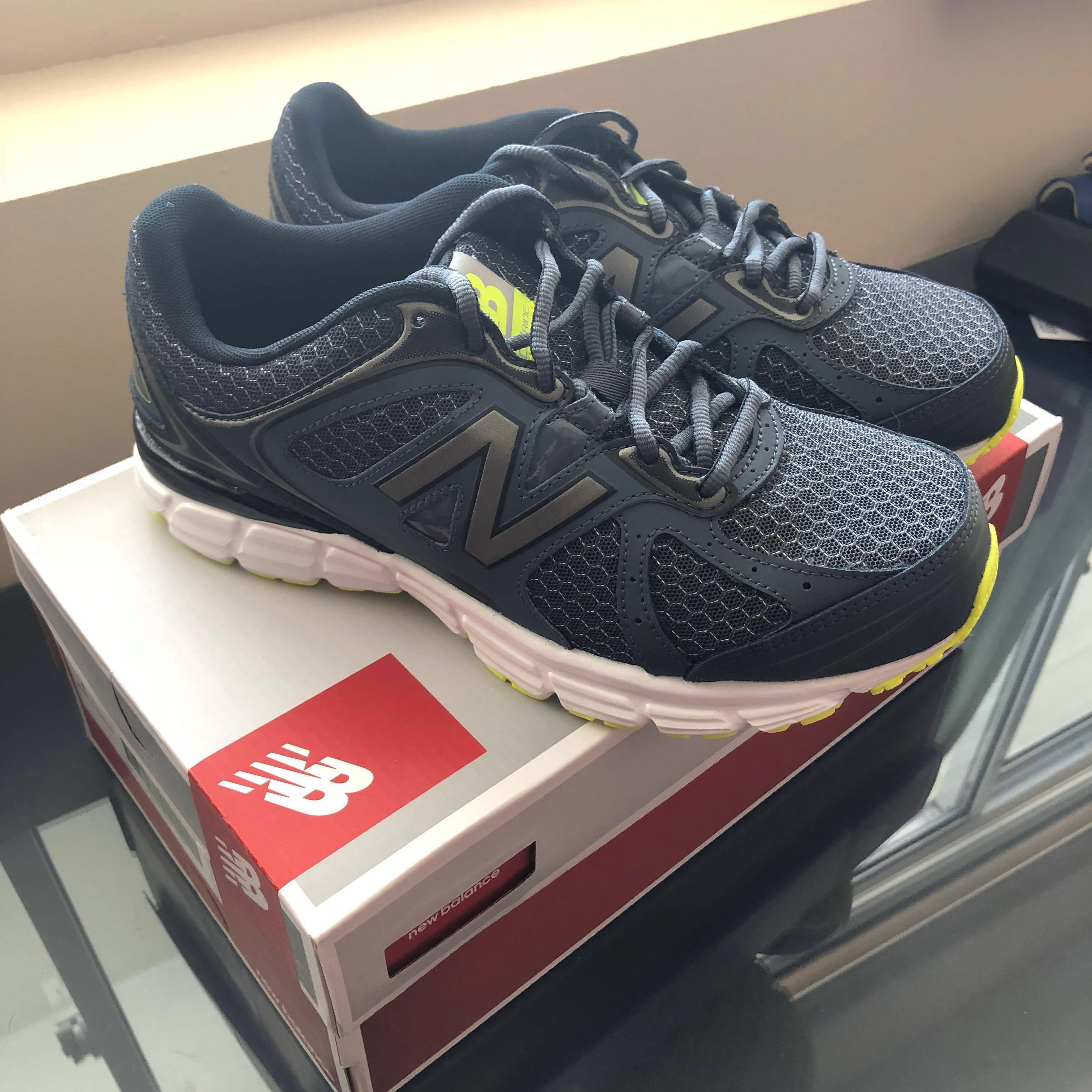 New Balance 565 Running Shoes, Sports 