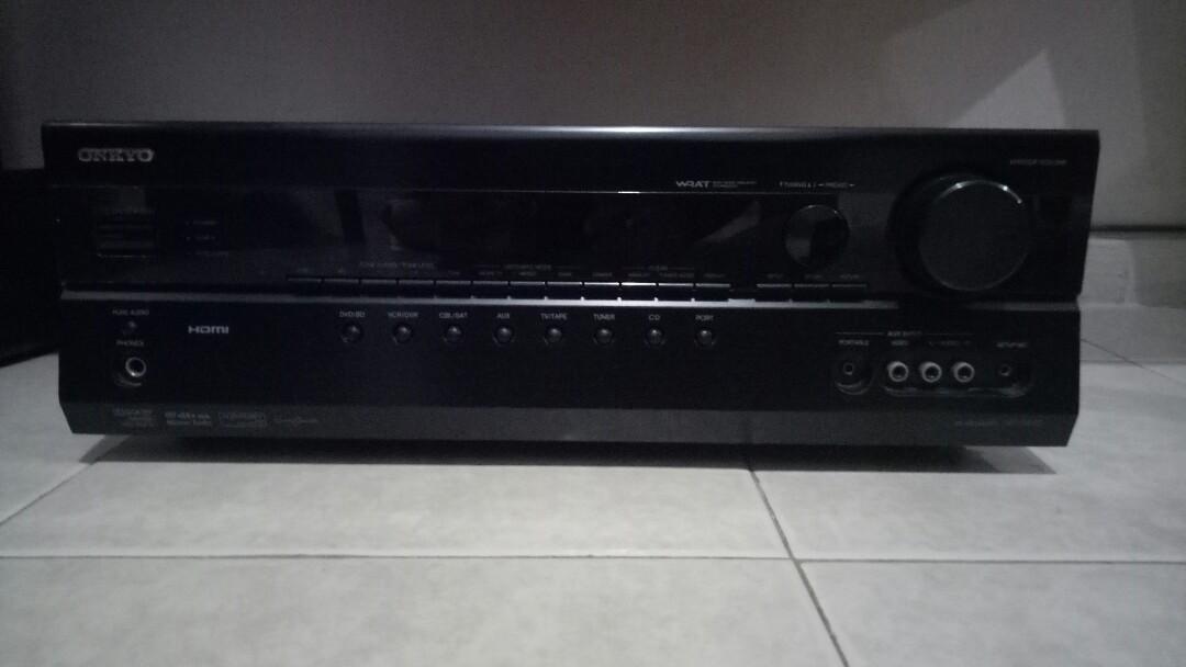 Onkyo Av amplifier HTR670, Audio, Soundbars, Speakers & Amplifiers on