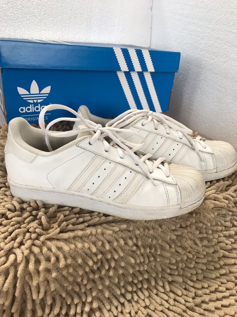 Adidas hotsell superstar putih