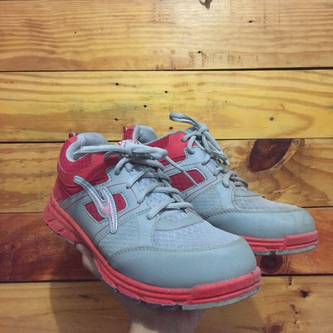 Sepatu Running Pro Att Sepatu Jadul Fesyen Pria Sepatu Sneakers Di Carousell