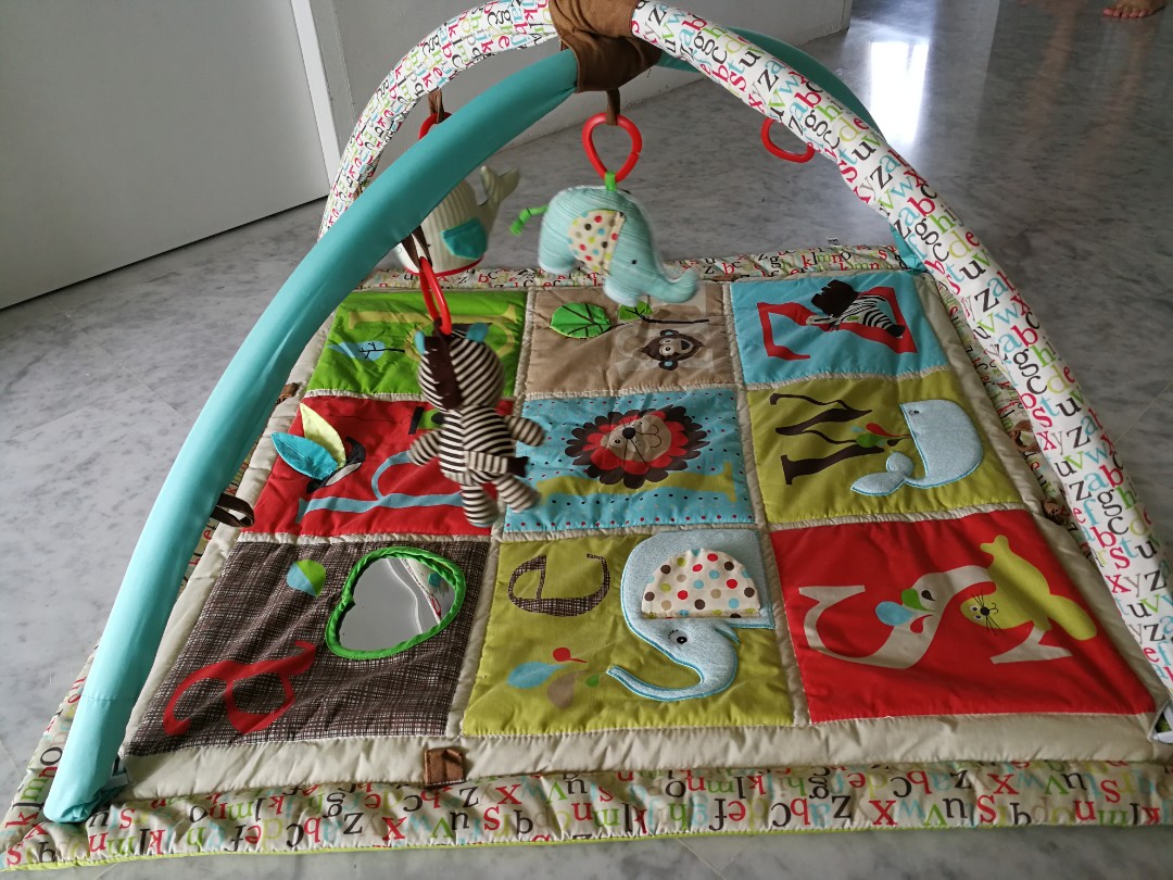 Skip Hop Alphabet Zoo Activity Gym play mat, Babies & Kids, Infant