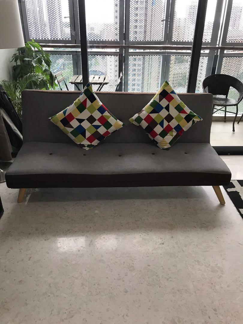 Sofa Bed (Category: Sofas) located in Singapore. Submitted by quicksilver78 (Listing ID 204089949, Image 2). Description: Great quality Sofa bed, beautiful design 68 x 36 x 29 Viewing welcomed.