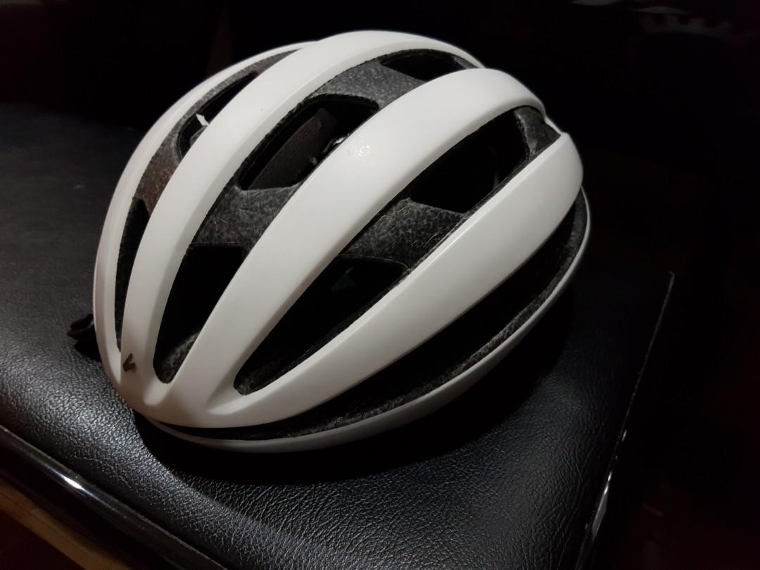 Specialized Airnet helmet Sz L Sports Equipment Bicycles Parts