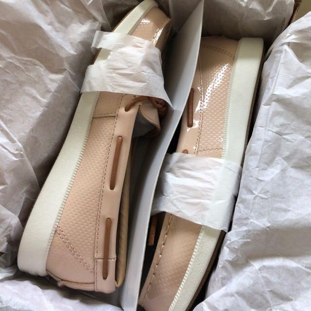Sperry oasis canal online