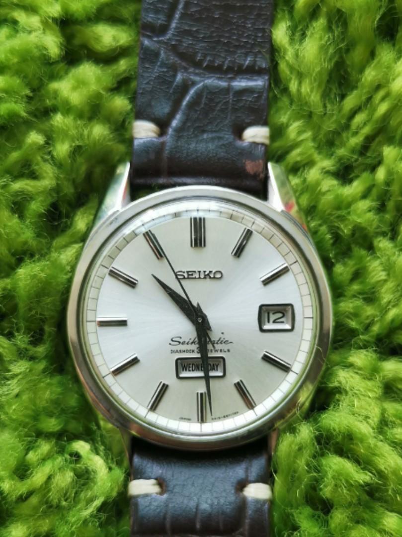 Vintage Seiko 6218 weekdater, Women's Fashion, Watches & Accessories,  Watches on Carousell