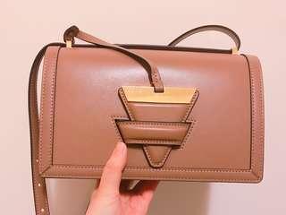 Loewe Barcelona 中款24cm焦糖色