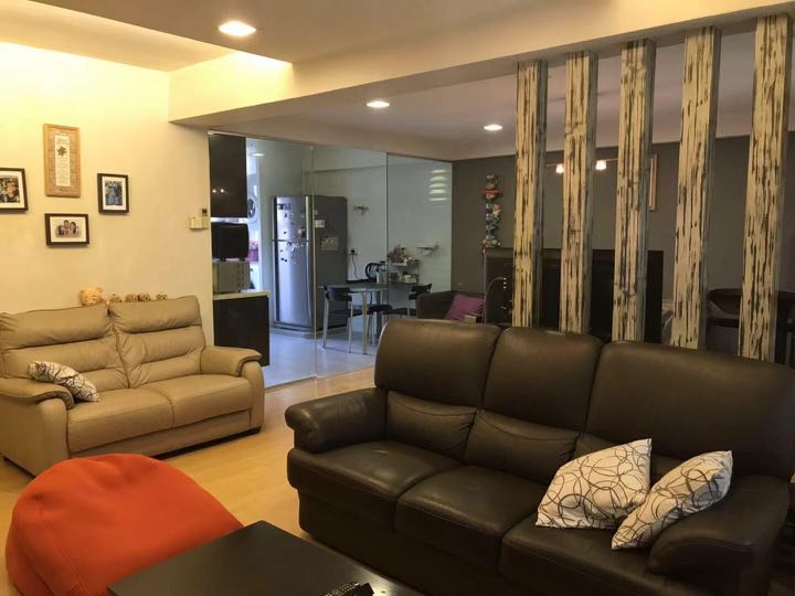 (Category: ) located in . Submitted by jeslynchew (Listing ID 204457028, Image 1). Description: .