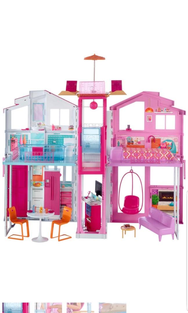 barbie pink passport house