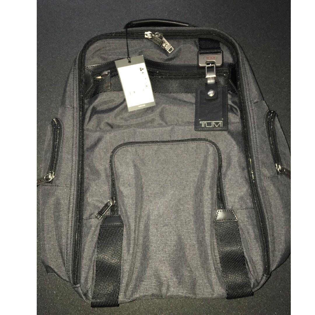 Tumi gilman cheap brief pack
