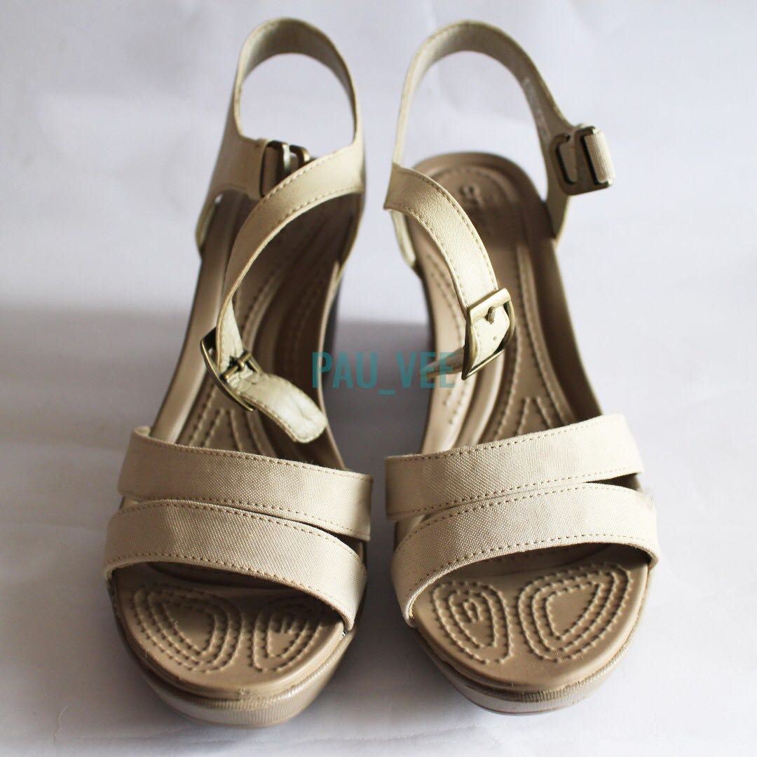 wedge crocs sandals