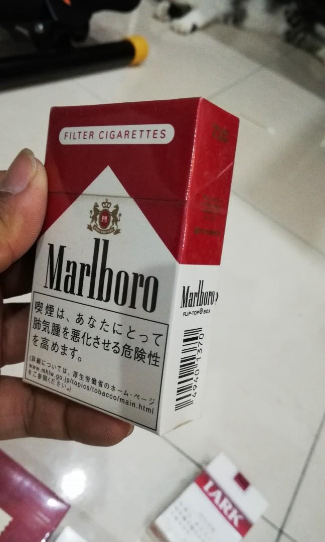 Dunhill Marlboro Japan unopen, Hobbies & Toys, Collectibles