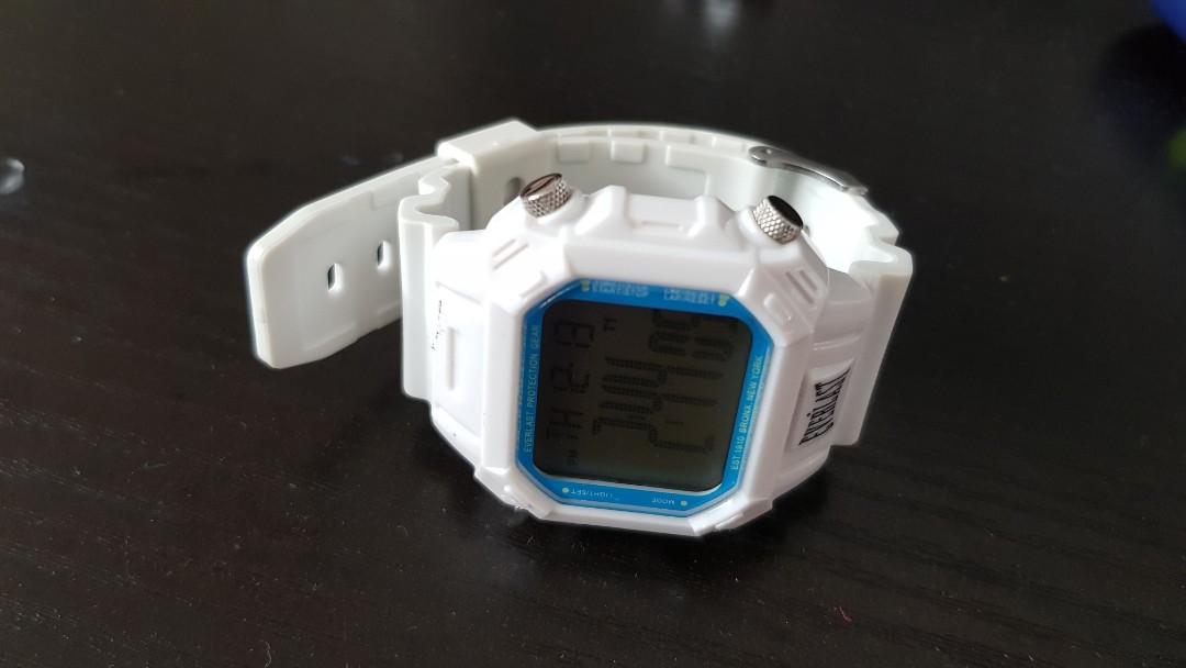 Everlast digital watch store
