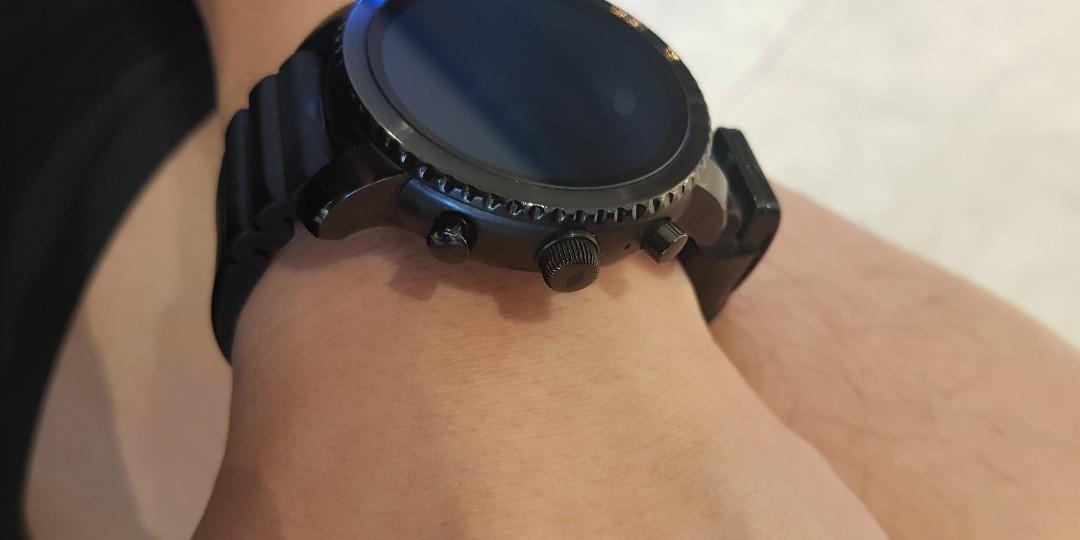 Fossil q explorist frozen clearance