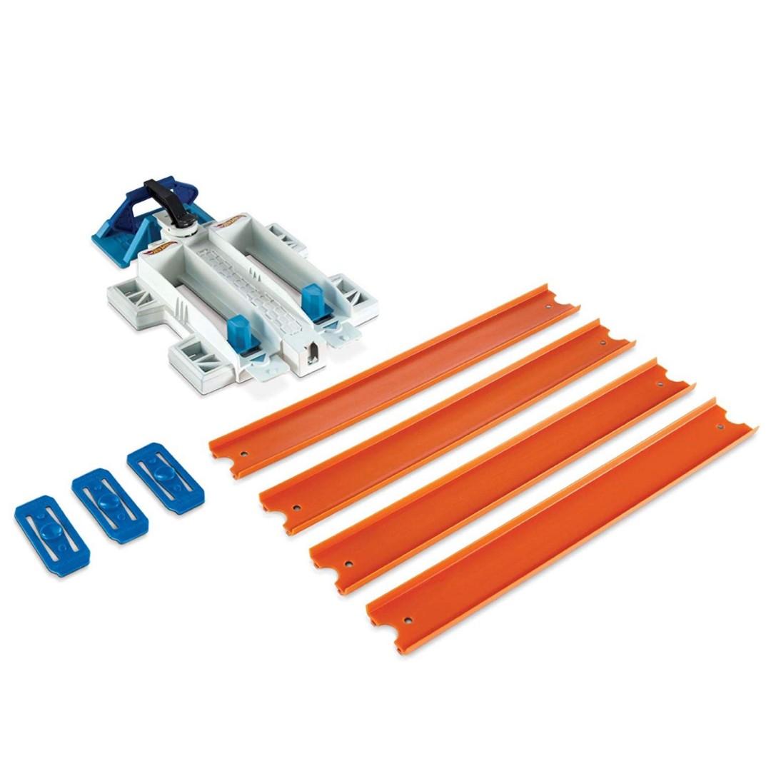 Hot Wheels Track Builder Custom Curve Kicker Playset Hobbies