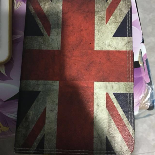 Ipad Mini 2 (Category: iPad) located in Singapore. Submitted by viksterling (Listing ID 148203060, Image 2). Description: Ipad mini retina display Seldom used 16GB Cellular version Need to reboot and reinstall Stuck at apple logo Charger not provided.