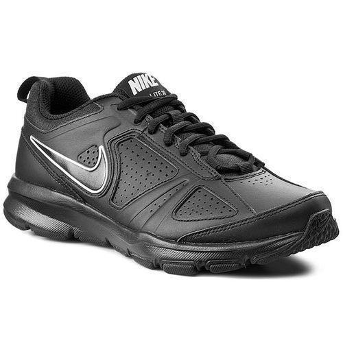 nike black and white shoes