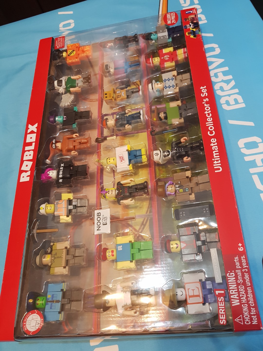 Roblox Series 1 Ultimate Collector Set Toys Games Others On Carousell - roblox service toys games others on carousell