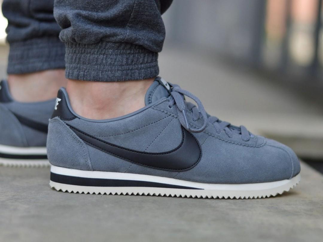 sepatu nike classic