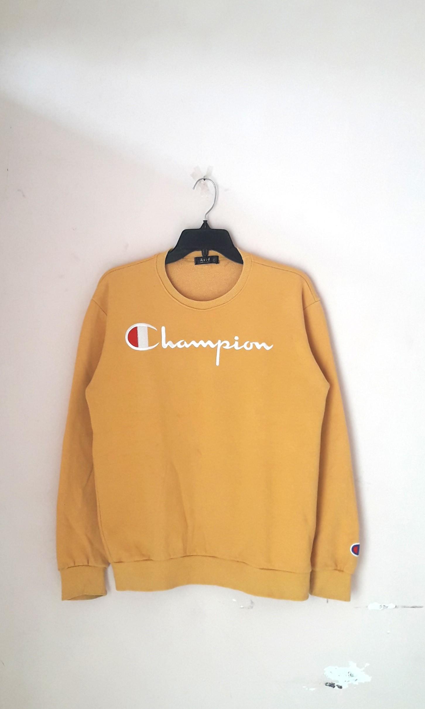 Sweater Champion Kuning, Fesyen Wanita