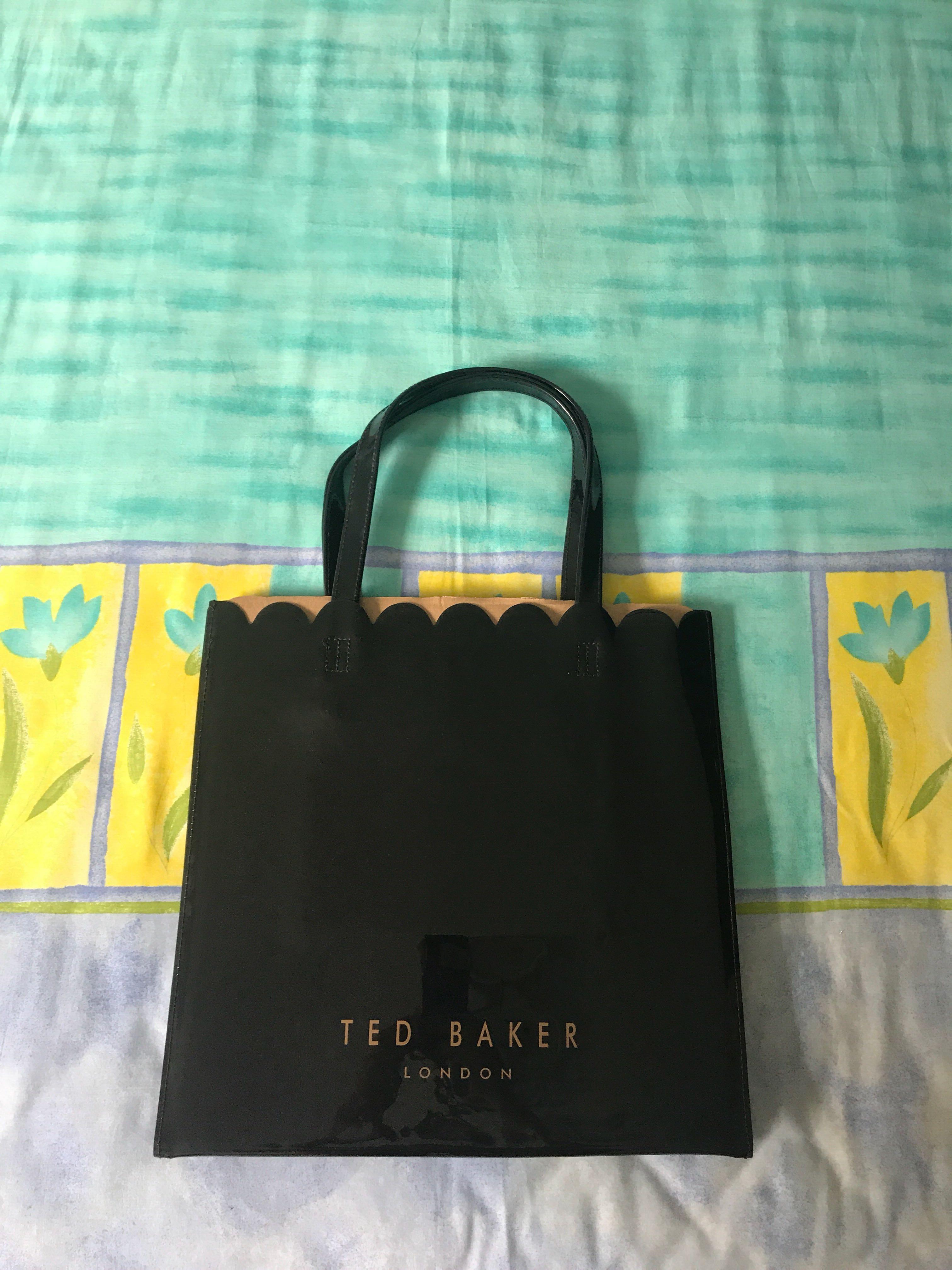 Ted Baker Scallop Bag Women s Fashion Bags Wallets Cross body Bags on Carousell