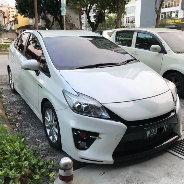 Toyota Prius Gs Cars Cars for Sale on Carousell