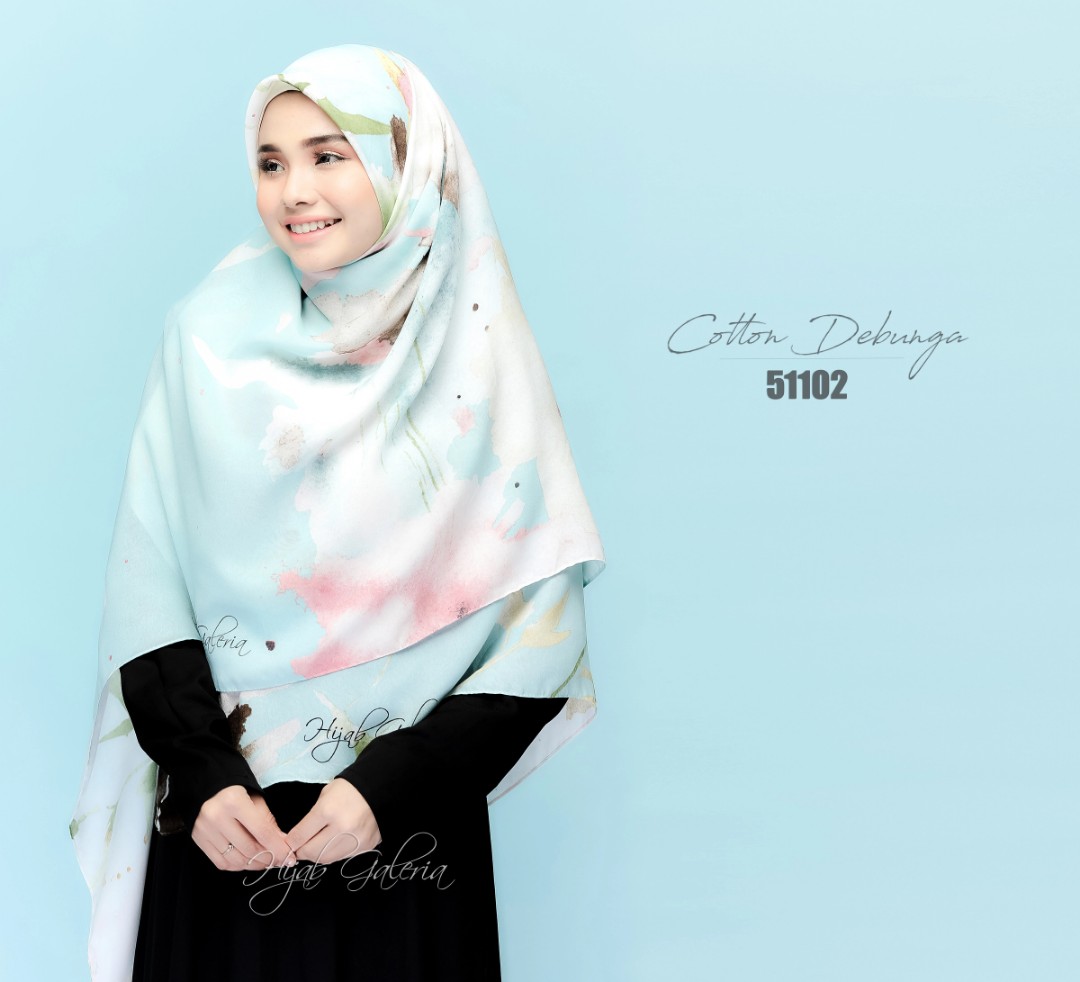 Tudung Labuh Bidang 60 Women S Fashion Muslimah Fashion On Carousell