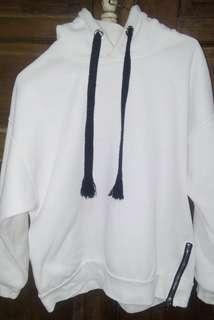 Hoodie putih