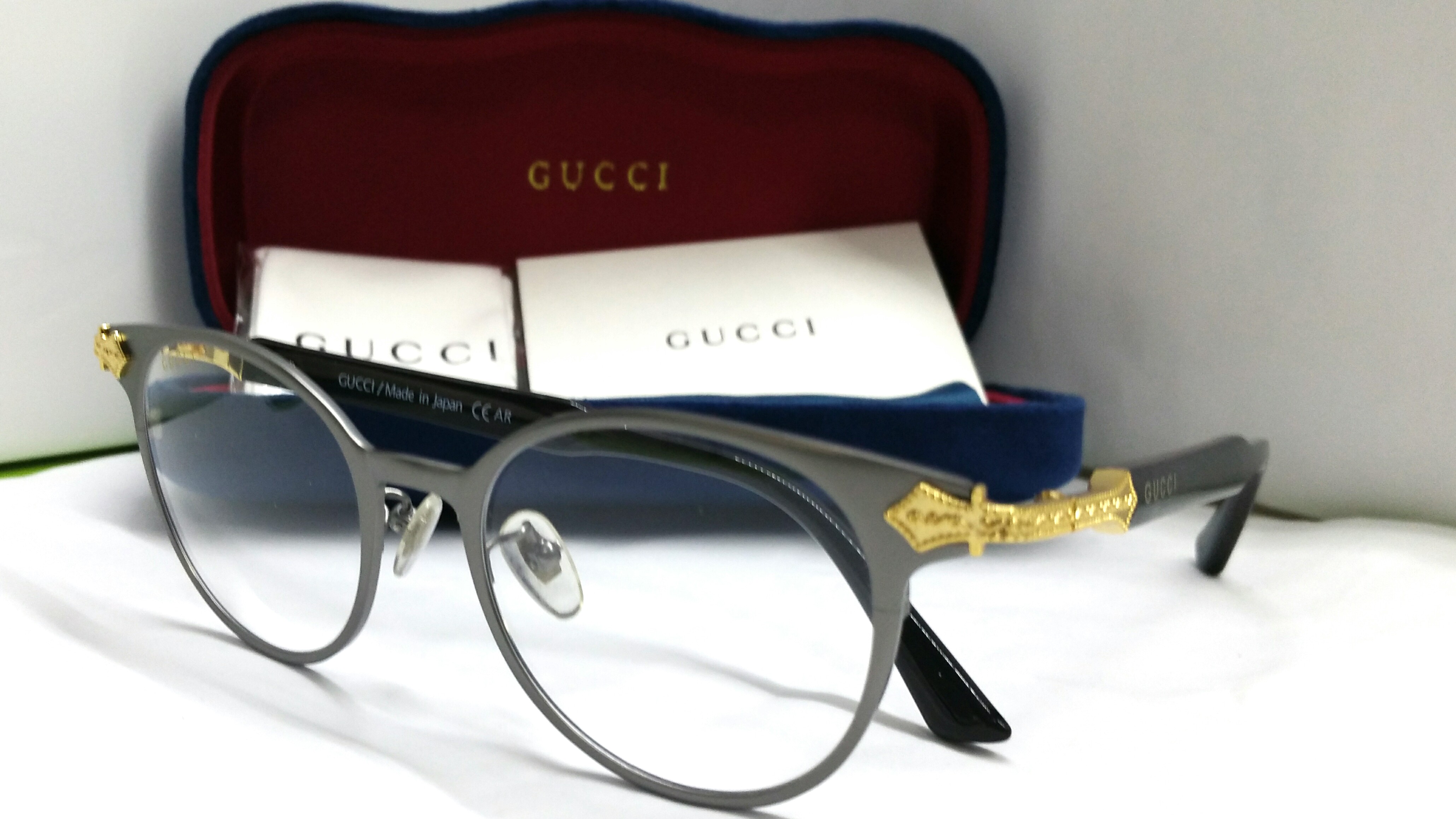 gucci titanium eyeglasses