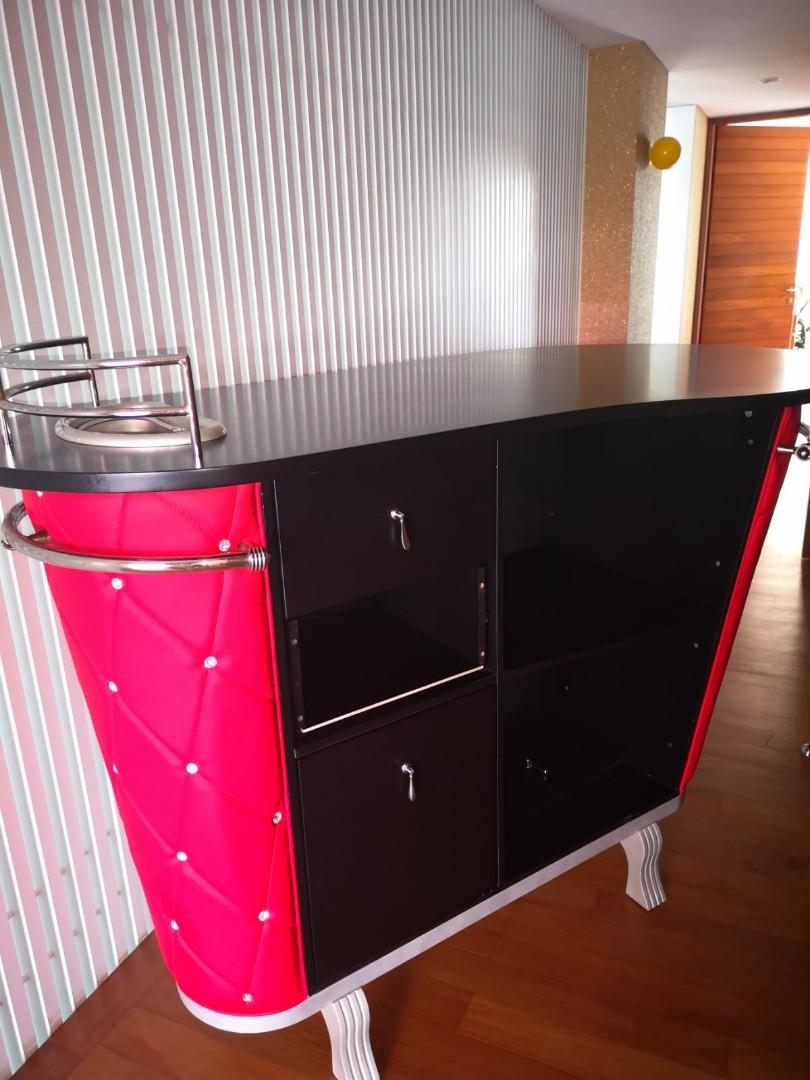 Bar top/ display, Furniture & Home Living, Furniture, Other Home Furniture on Carousell
