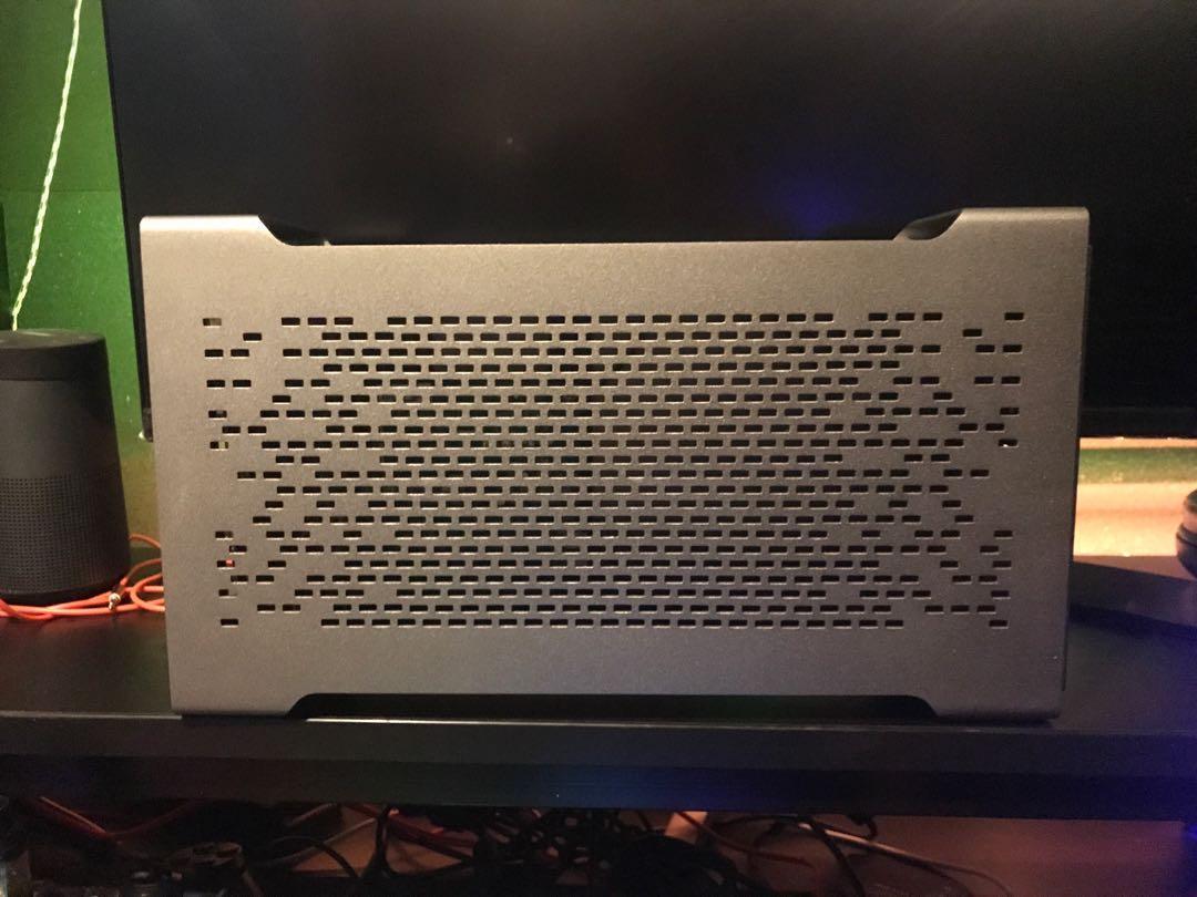 Bison Box 3 External Graphics Card Box TB3, Computers & Tech, Parts