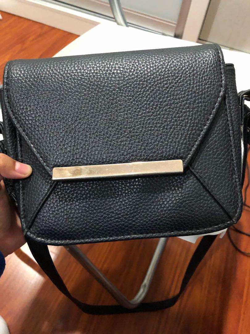 brands outlet handbag