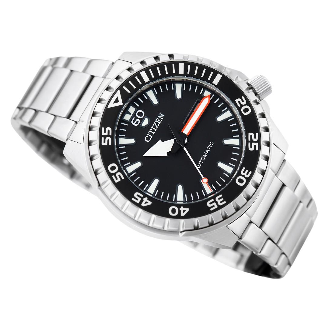 CITIZEN AUTOMATIC SPORT WATCH WITH STAINLESS STEEL BRACELET NH8388