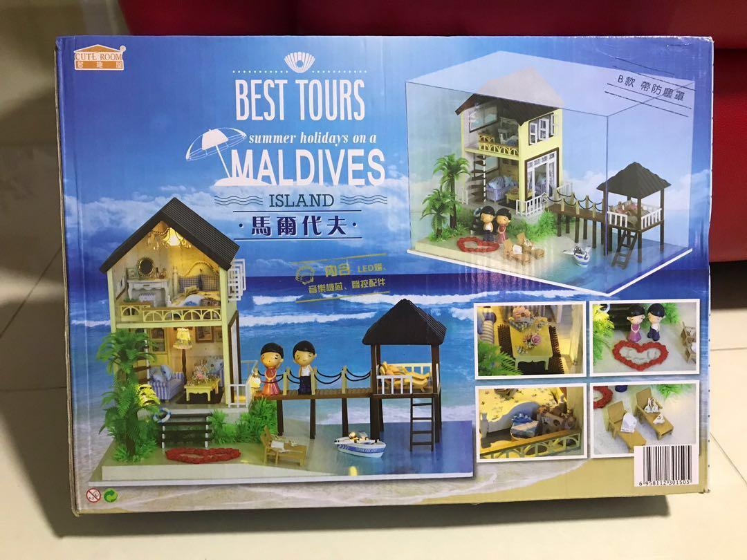 miniature house set