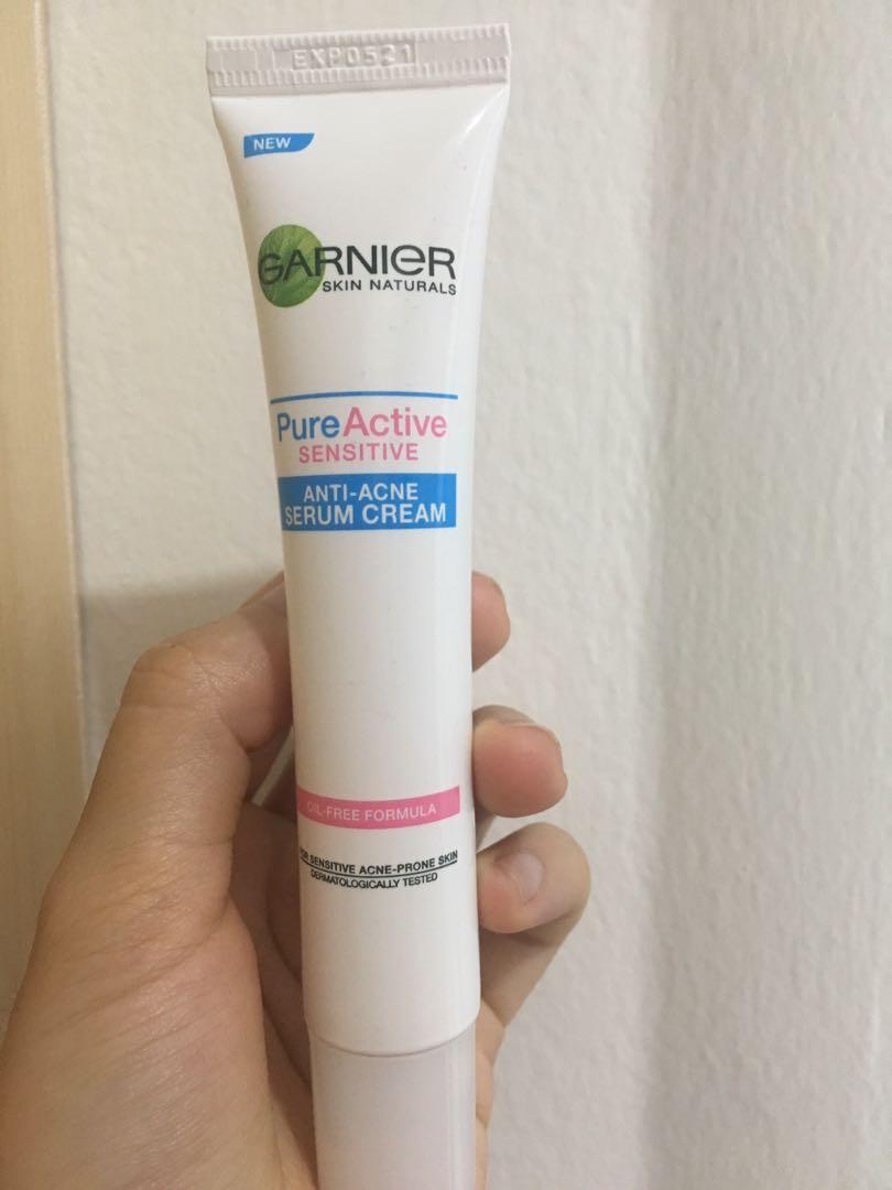 serum garnier pure active anti acne white