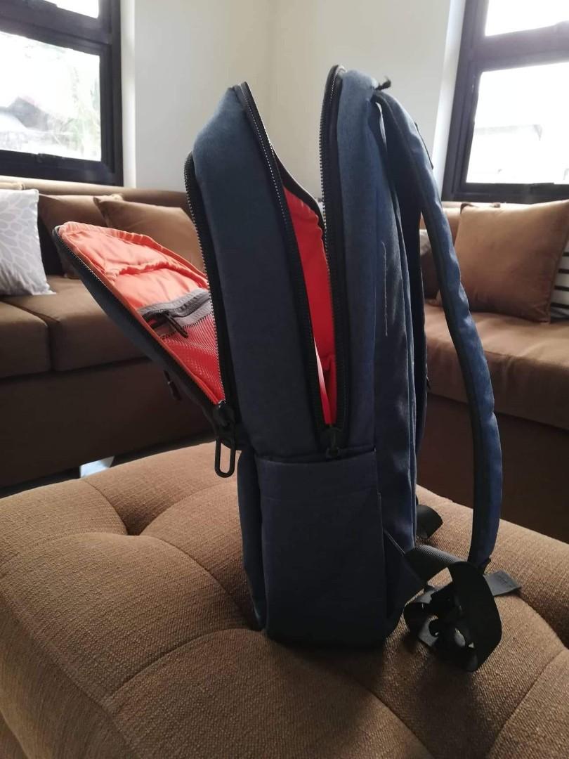 Halo laptop bag, Women's Fashion, Bags & Wallets, Backpacks on Carousell