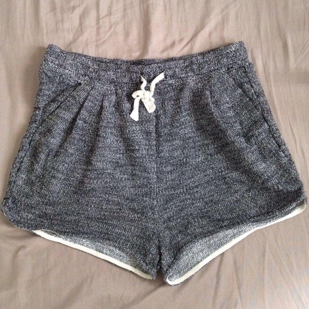 H M dolphin shorts Women s Fashion Bottoms Shorts on Carousell