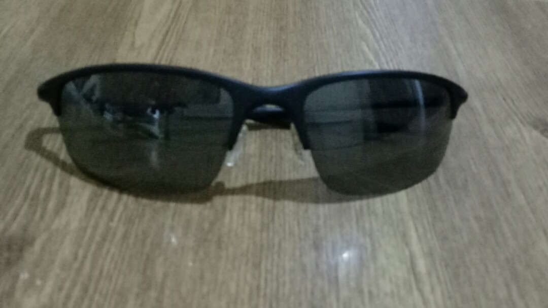 oakley polarized sports sunglasses