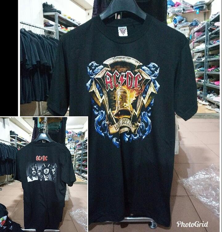 Kaos Band Acdc Size Xl Fesyen Pria Pakaian Atasan Di Carousell