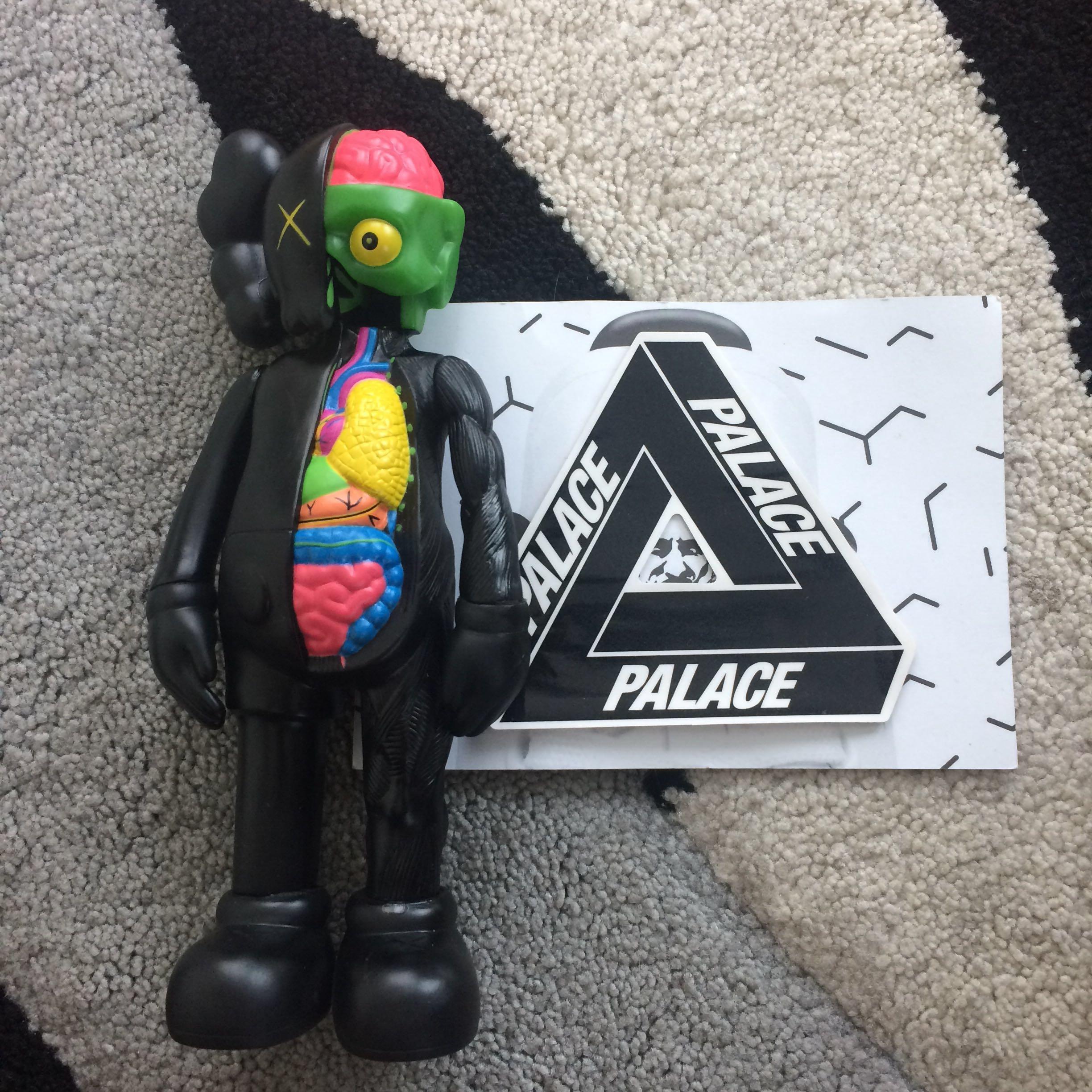 Kaws Toy, Hobbies & Toys, Collectibles & Memorabilia, Fan Merchandise ...