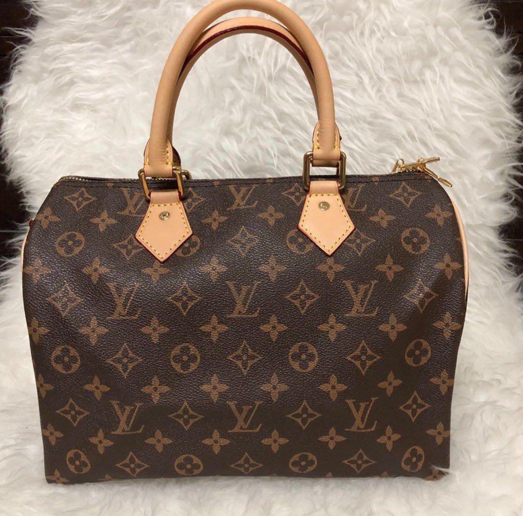 Louis Vuitton Speedy Bandouliere 30, Women's Fashion, Bags & Wallets,  Purses & Pouches on Carousell