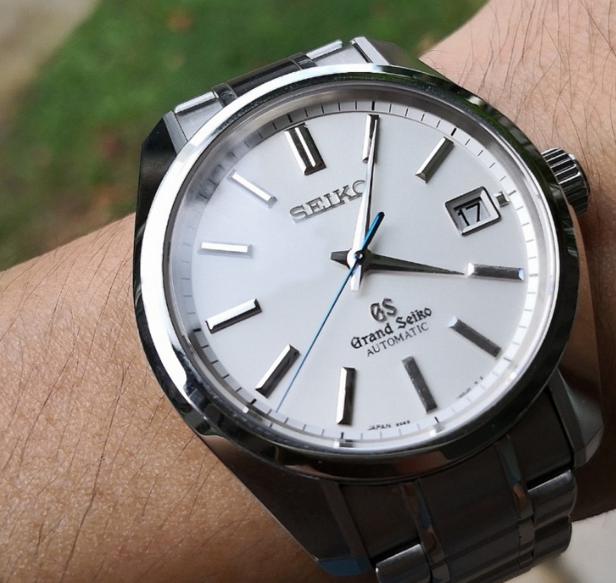 MWTS Grand Seiko sbgr081 LE, Luxury, Watches on Carousell