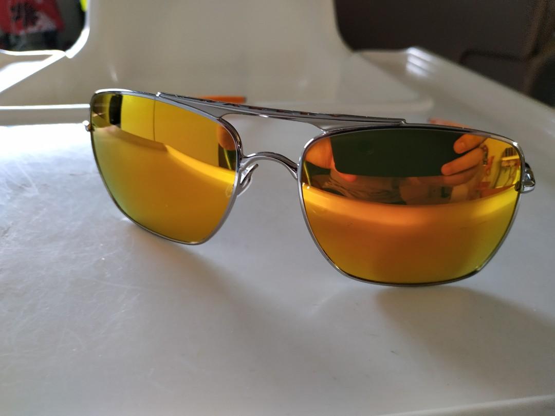 Oakley Sunglasses ( Deviation Polished 