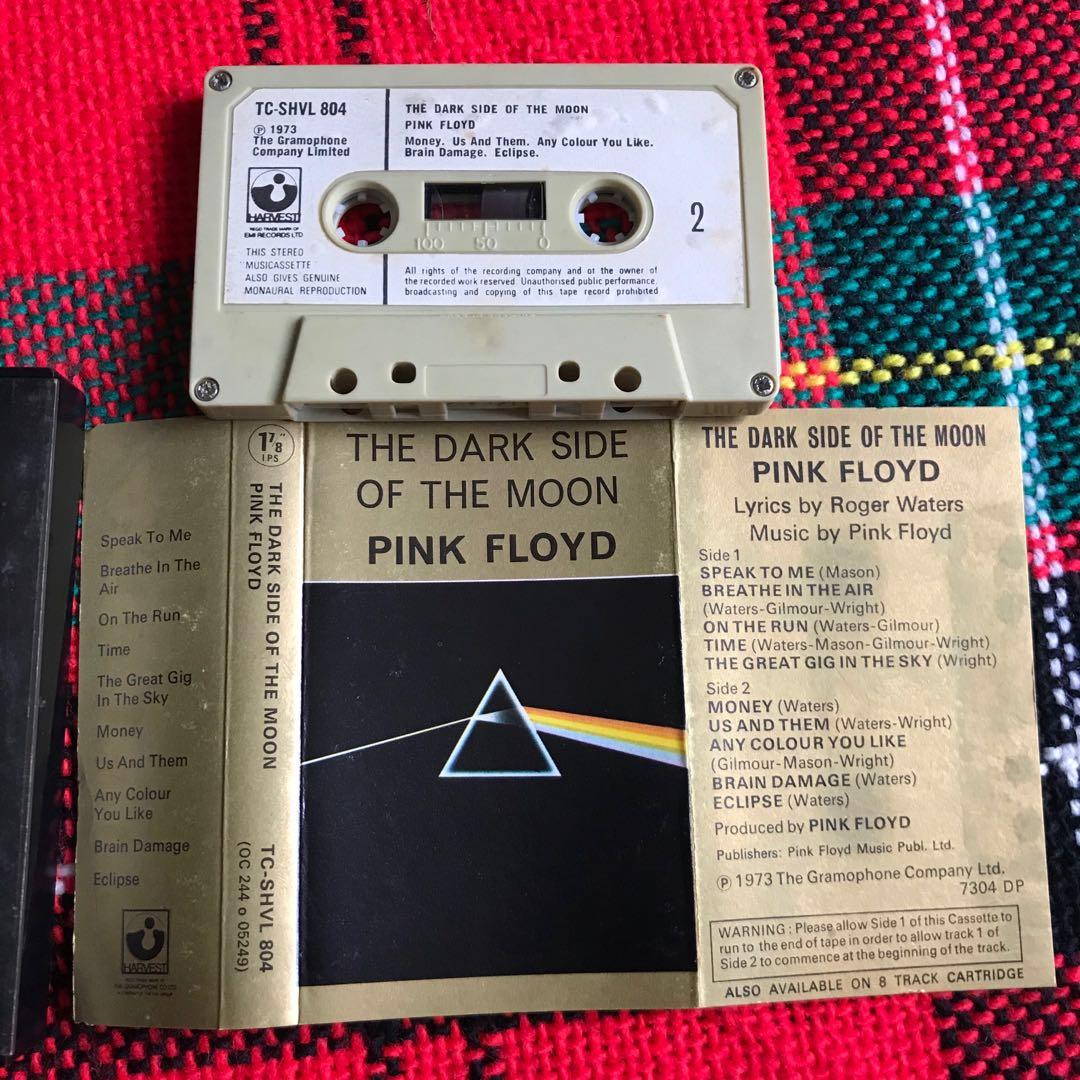 Pink Floyd - The Dark Side Of The Moon Tape/Kaset, Hobbies & Toys, Music &  Media, CDs & DVDs on Carousell