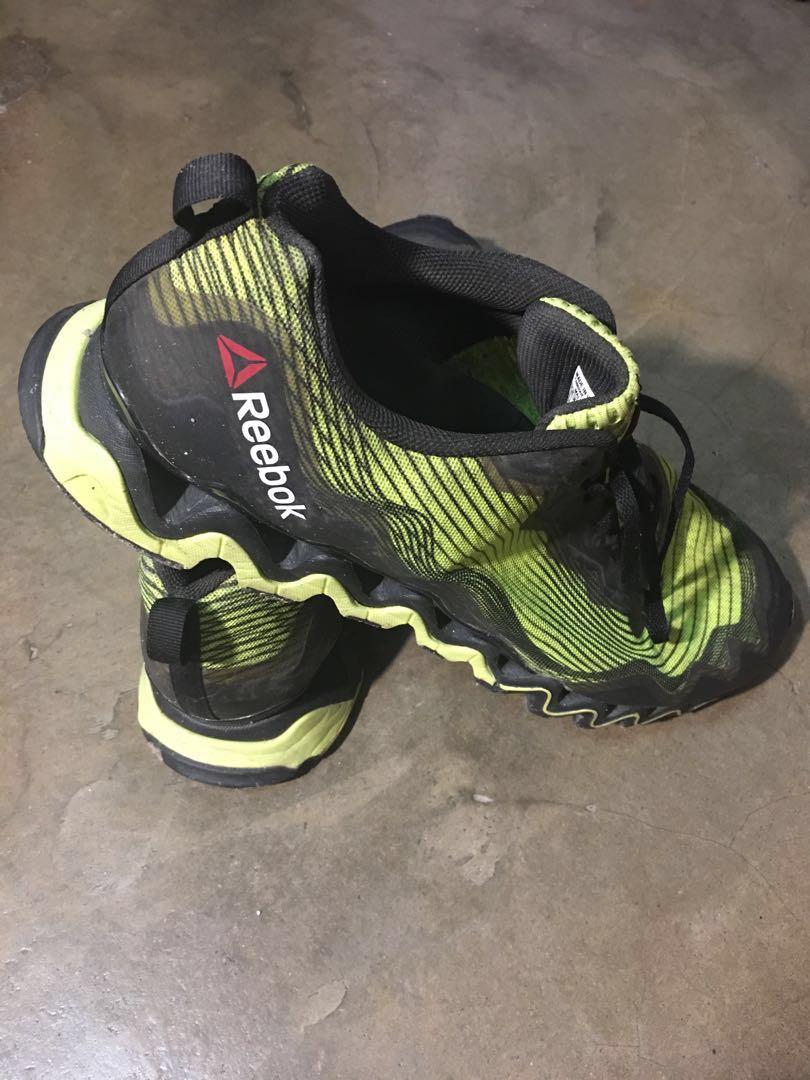 Reebok zig tech, Men's Fashion, Activewear on Carousell