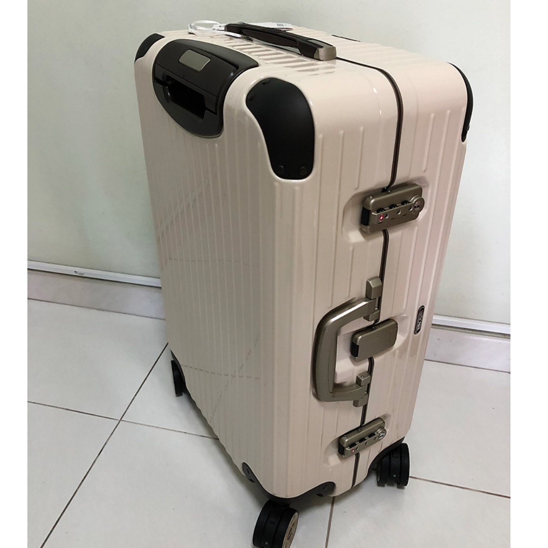 rimowa limbo creme white