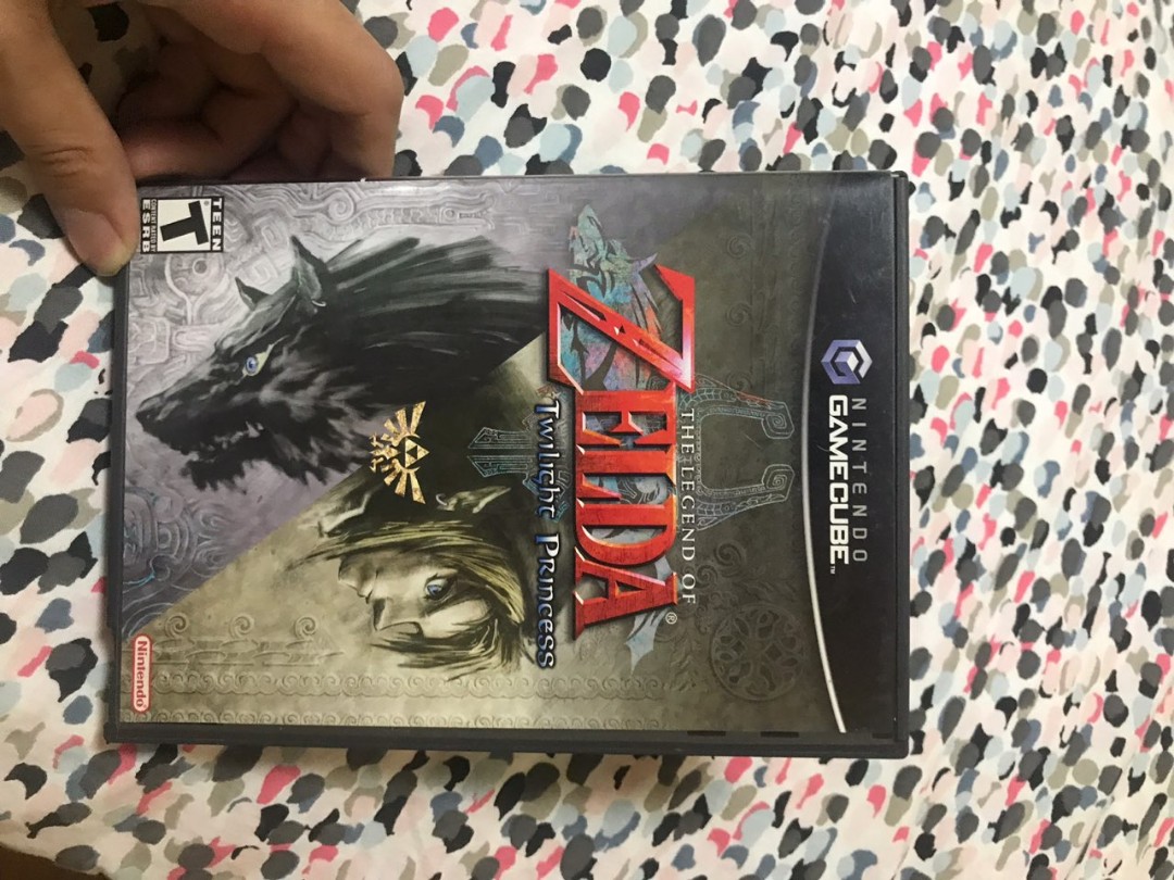 The legend of Zelda- Twilight princess Gamecube game, Video Gaming